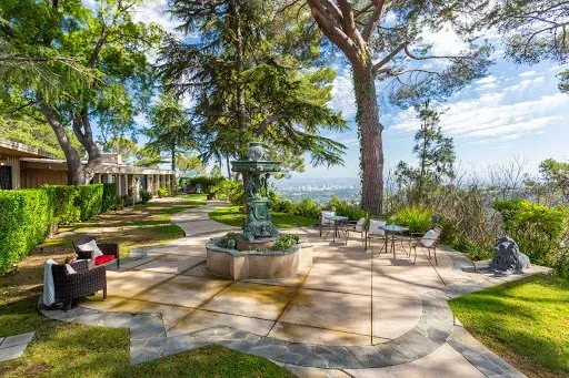 Addiction Treatment Centre Near Me Beverly Hills - 90210 Recovery | Luxury Drug & Alcohol Rehab 5 Featured image