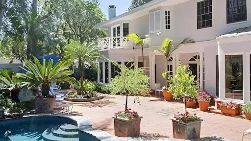 Addiction Treatment Centre Near Me Beverly Hills - Safe Haven Recovery 3 Featured image