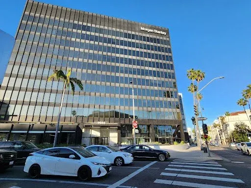 Addiction Treatment Centre Near Me Beverly Hills - Synergy Empowering Recovery | DETOX PHP IOP SOBER LIVING Alcohol & Drug Rehab in Beverly Hills | Addiction Treatment in CA 9 Featured image