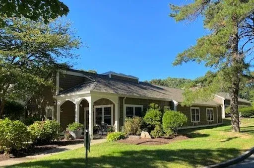 Addiction Treatment Centre Near Me North Kingstown - AdCare Rhode Island 2 Featured image