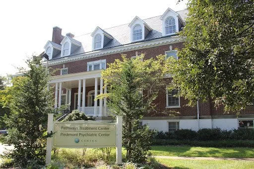 Addiction Treatment Centre Near Me Lynchburg - Centra Medical Group - Addiction Treatment Center 12 Featured image