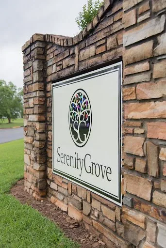 Addiction Treatment Centre Near Me Athens - Serenity Grove 10 Featured image