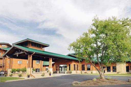 Addiction Treatment Centre Near Me Dodgeville - Wood Violet Recovery | Wisconsin Addiction Treatment Center 8 Featured image