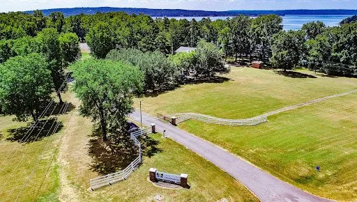 Addiction Treatment Centre Near Me Russellville - Lake Point Recovery & Wellness 15 Featured image